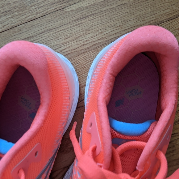 New Balance Fresh Foam 880 Running Sneakers - Picture 9 of 12